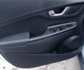 Белый Хендай Kona Electric, объемом двигателя 0 л и пробегом 42 тыс. км за 17500 $, фото 10 на Automoto.ua