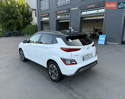 Білий Хендай Kona Electric, об'ємом двигуна 0 л та пробігом 15 тис. км за 24000 $, фото 3 на Automoto.ua