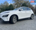 Белый Хендай Kona Electric, объемом двигателя 0 л и пробегом 123 тыс. км за 18000 $, фото 4 на Automoto.ua