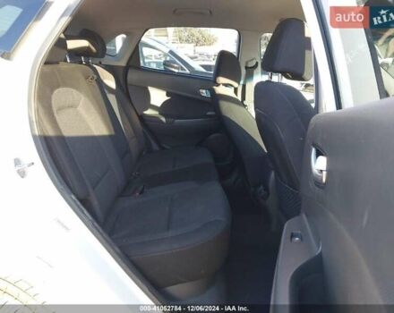 Белый Хендай Kona Electric, объемом двигателя 0 л и пробегом 40 тыс. км за 7800 $, фото 8 на Automoto.ua