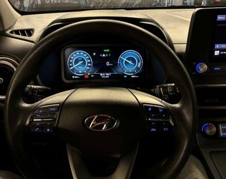 Белый Хендай Kona Electric, объемом двигателя 0 л и пробегом 88 тыс. км за 21400 $, фото 11 на Automoto.ua