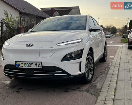 Белый Хендай Kona Electric, объемом двигателя 0 л и пробегом 39 тыс. км за 19100 $, фото 16 на Automoto.ua