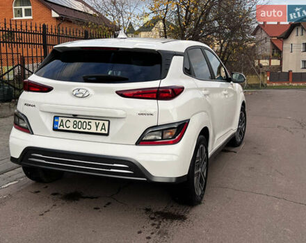 Белый Хендай Kona Electric, объемом двигателя 0 л и пробегом 39 тыс. км за 19100 $, фото 6 на Automoto.ua