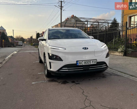 Белый Хендай Kona Electric, объемом двигателя 0 л и пробегом 39 тыс. км за 19100 $, фото 18 на Automoto.ua