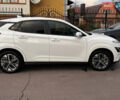Белый Хендай Kona Electric, объемом двигателя 0 л и пробегом 39 тыс. км за 19100 $, фото 8 на Automoto.ua