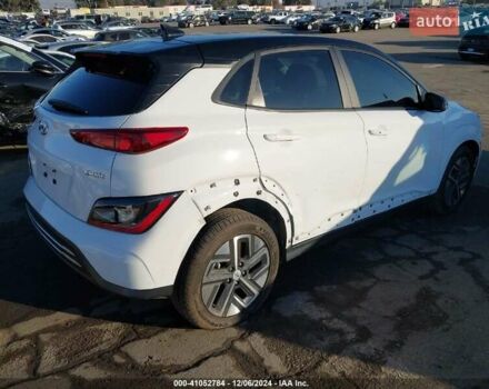 Белый Хендай Kona Electric, объемом двигателя 0 л и пробегом 40 тыс. км за 7800 $, фото 5 на Automoto.ua