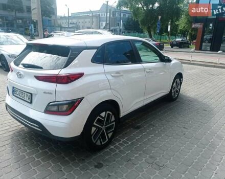 Белый Хендай Kona Electric, объемом двигателя 0 л и пробегом 28 тыс. км за 21300 $, фото 1 на Automoto.ua