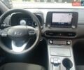 Белый Хендай Kona Electric, объемом двигателя 0 л и пробегом 28 тыс. км за 21300 $, фото 11 на Automoto.ua