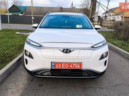 Белый Хендай Kona Electric, объемом двигателя 0 л и пробегом 210 тыс. км за 16500 $, фото 1 на Automoto.ua