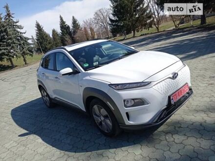 Білий Хендай Kona Electric, об'ємом двигуна 0 л та пробігом 91 тис. км за 18600 $, фото 1 на Automoto.ua