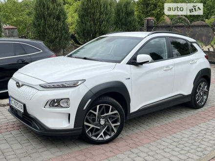 Белый Хендай Kona Electric, объемом двигателя 0 л и пробегом 48 тыс. км за 20500 $, фото 1 на Automoto.ua