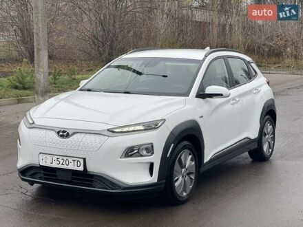 Білий Хендай Kona Electric, об'ємом двигуна 0 л та пробігом 158 тис. км за 16500 $, фото 1 на Automoto.ua