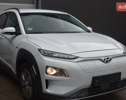 Білий Хендай Kona Electric, об'ємом двигуна 0 л та пробігом 15 тис. км за 15950 $, фото 1 на Automoto.ua