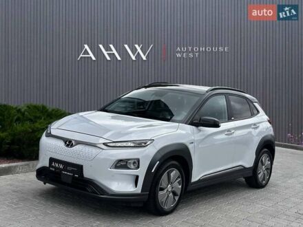 Белый Хендай Kona Electric, объемом двигателя 0 л и пробегом 111 тыс. км за 17990 $, фото 1 на Automoto.ua