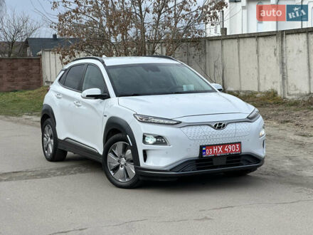 Білий Хендай Kona Electric, об'ємом двигуна 0 л та пробігом 176 тис. км за 16999 $, фото 1 на Automoto.ua