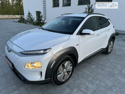 Білий Хендай Kona Electric, об'ємом двигуна 0 л та пробігом 27 тис. км за 17550 $, фото 1 на Automoto.ua