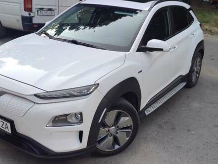 Белый Хендай Kona Electric, объемом двигателя 0 л и пробегом 59 тыс. км за 23500 $, фото 1 на Automoto.ua