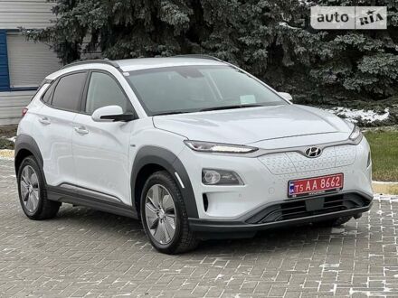Хендай Kona Electric 2020 в Ровно на Automoto.ua Белый Хендай Kona Electric, объемом двигателя 0 л и пробегом 12 тыс. км за 32500 $, фото 1 на Automoto.ua