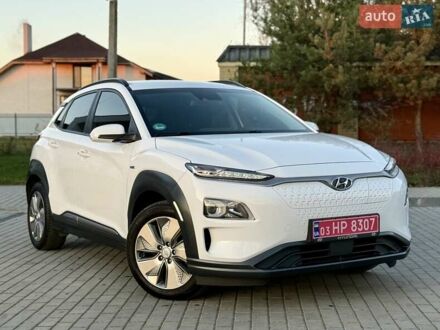 Белый Хендай Kona Electric, объемом двигателя 0 л и пробегом 78 тыс. км за 17250 $, фото 1 на Automoto.ua