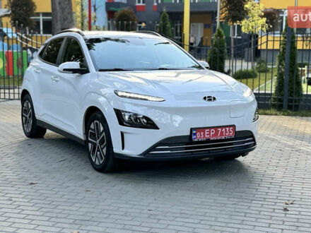 Хендай Kona Electric 2021 в Киеве на Automoto.ua Белый Хендай Kona Electric, объемом двигателя 0 л и пробегом 78 тыс. км за 20500 $, фото 1 на Automoto.ua
