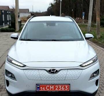 Білий Хендай Kona Electric, об'ємом двигуна 0 л та пробігом 74 тис. км за 17900 $, фото 1 на Automoto.ua