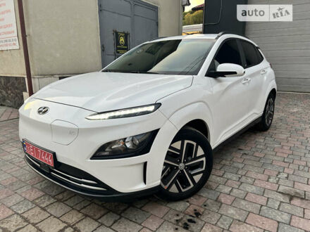 Білий Хендай Kona Electric, об'ємом двигуна 0 л та пробігом 21 тис. км за 19300 $, фото 1 на Automoto.ua