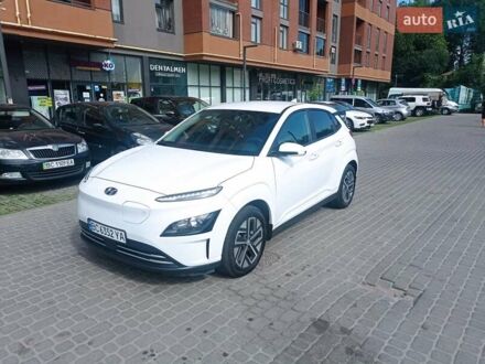 Хендай Kona Electric 2023 у Львові на Automoto.ua Білий Хендай Kona Electric, об'ємом двигуна 0 л та пробігом 28 тис. км за 21300 $, фото 1 на Automoto.ua