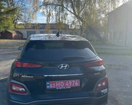 Черный Хендай Kona Electric, объемом двигателя 0 л и пробегом 100 тыс. км за 16999 $, фото 4 на Automoto.ua