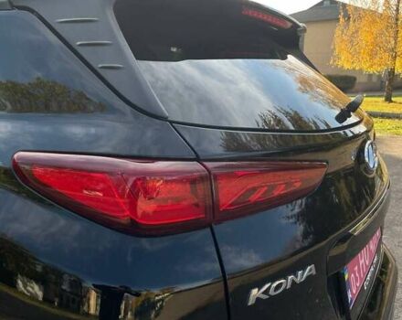 Черный Хендай Kona Electric, объемом двигателя 0 л и пробегом 100 тыс. км за 16999 $, фото 1 на Automoto.ua