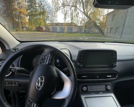 Черный Хендай Kona Electric, объемом двигателя 0 л и пробегом 100 тыс. км за 16999 $, фото 26 на Automoto.ua