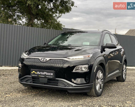 Черный Хендай Kona Electric, объемом двигателя 0 л и пробегом 123 тыс. км за 18900 $, фото 101 на Automoto.ua