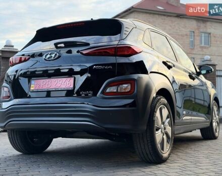 Черный Хендай Kona Electric, объемом двигателя 0 л и пробегом 125 тыс. км за 18599 $, фото 15 на Automoto.ua