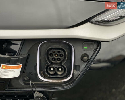 Черный Хендай Kona Electric, объемом двигателя 0 л и пробегом 123 тыс. км за 18900 $, фото 106 на Automoto.ua