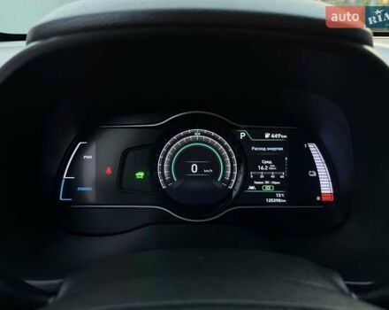 Черный Хендай Kona Electric, объемом двигателя 0 л и пробегом 125 тыс. км за 18599 $, фото 45 на Automoto.ua