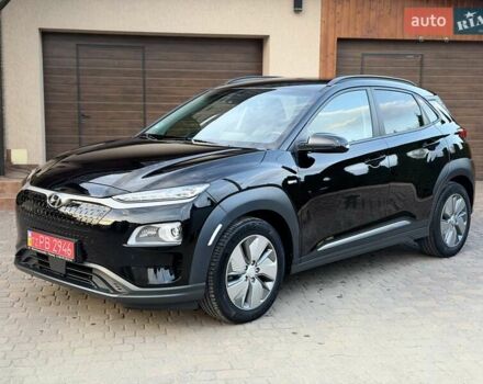 Черный Хендай Kona Electric, объемом двигателя 0 л и пробегом 125 тыс. км за 18599 $, фото 8 на Automoto.ua