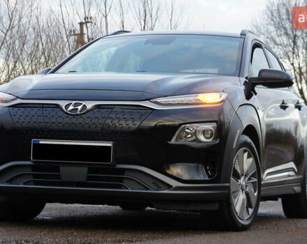 Черный Хендай Kona Electric, объемом двигателя 0 л и пробегом 124 тыс. км за 16600 $, фото 10 на Automoto.ua