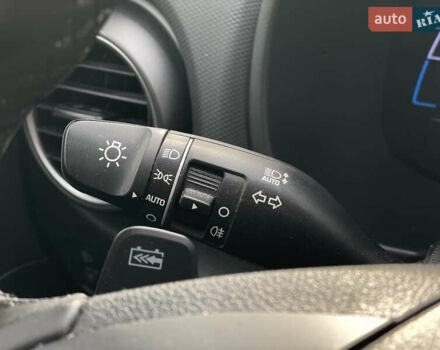 Черный Хендай Kona Electric, объемом двигателя 0 л и пробегом 123 тыс. км за 18900 $, фото 43 на Automoto.ua