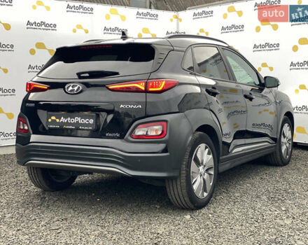 Черный Хендай Kona Electric, объемом двигателя 0 л и пробегом 123 тыс. км за 18900 $, фото 88 на Automoto.ua