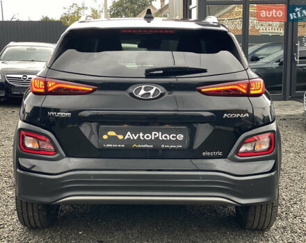 Черный Хендай Kona Electric, объемом двигателя 0 л и пробегом 123 тыс. км за 18900 $, фото 21 на Automoto.ua