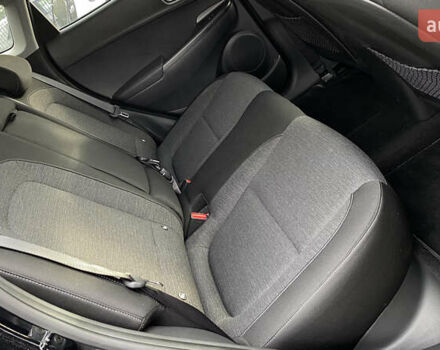 Черный Хендай Kona Electric, объемом двигателя 0 л и пробегом 123 тыс. км за 18900 $, фото 64 на Automoto.ua