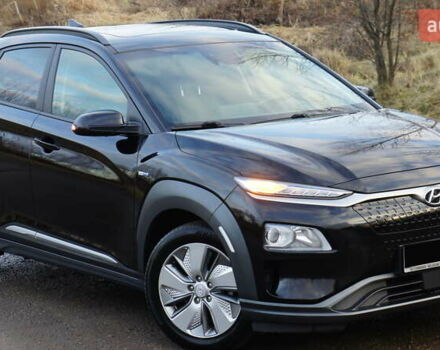 Черный Хендай Kona Electric, объемом двигателя 0 л и пробегом 124 тыс. км за 16600 $, фото 1 на Automoto.ua