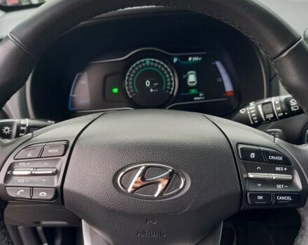 Чорний Хендай Kona Electric, об'ємом двигуна 0 л та пробігом 70 тис. км за 17700 $, фото 25 на Automoto.ua