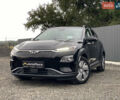 Черный Хендай Kona Electric, объемом двигателя 0 л и пробегом 123 тыс. км за 18900 $, фото 109 на Automoto.ua