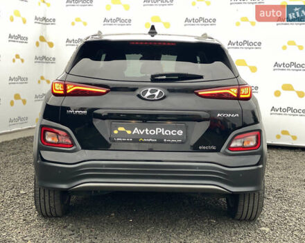 Черный Хендай Kona Electric, объемом двигателя 0 л и пробегом 123 тыс. км за 18900 $, фото 86 на Automoto.ua