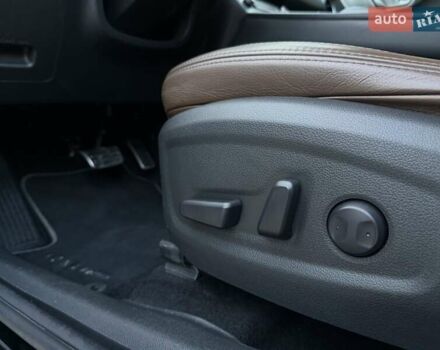 Черный Хендай Kona Electric, объемом двигателя 0 л и пробегом 125 тыс. км за 18599 $, фото 41 на Automoto.ua