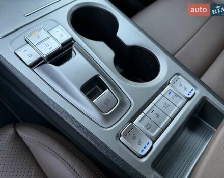 Черный Хендай Kona Electric, объемом двигателя 0 л и пробегом 125 тыс. км за 18599 $, фото 52 на Automoto.ua