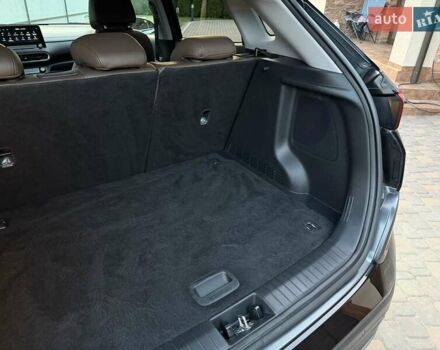 Черный Хендай Kona Electric, объемом двигателя 0 л и пробегом 125 тыс. км за 18599 $, фото 85 на Automoto.ua