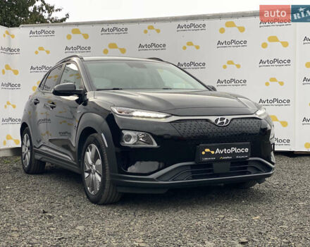 Черный Хендай Kona Electric, объемом двигателя 0 л и пробегом 123 тыс. км за 18900 $, фото 70 на Automoto.ua