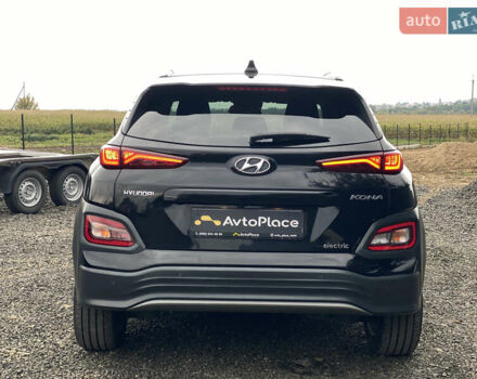 Черный Хендай Kona Electric, объемом двигателя 0 л и пробегом 123 тыс. км за 18900 $, фото 96 на Automoto.ua