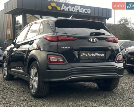 Черный Хендай Kona Electric, объемом двигателя 0 л и пробегом 123 тыс. км за 18900 $, фото 24 на Automoto.ua